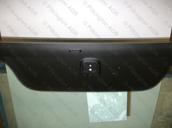 KIA CEED I A  iny uchyt PILKINGTON