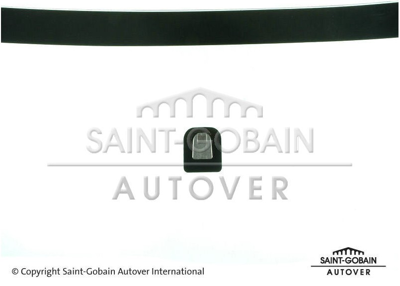 MAZDA MPV II A MINI-VAN PILKINGTON 2004-2005