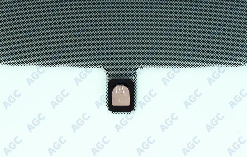 NISSAN TIIDA A SAINT-GOBAIN