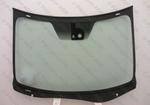 NISSAN LEAF A PILKINGTON