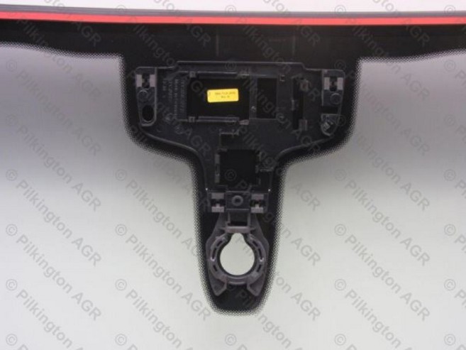 PORSCHE MACAN A PILKINGTON