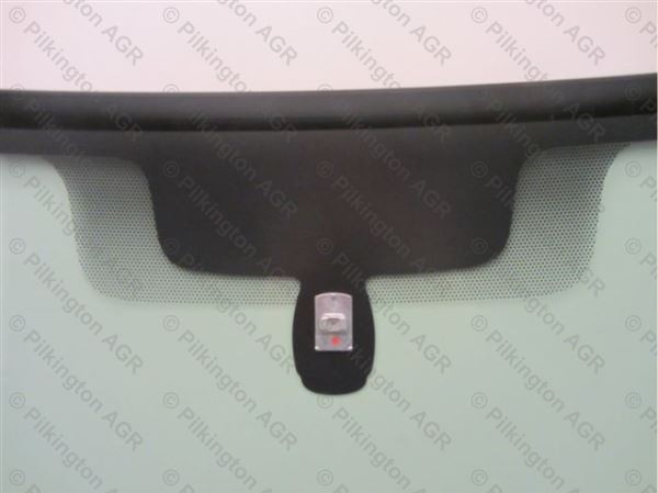 RENAULT CLIO IV A  UCHYT V RASTRI PILKINGTON