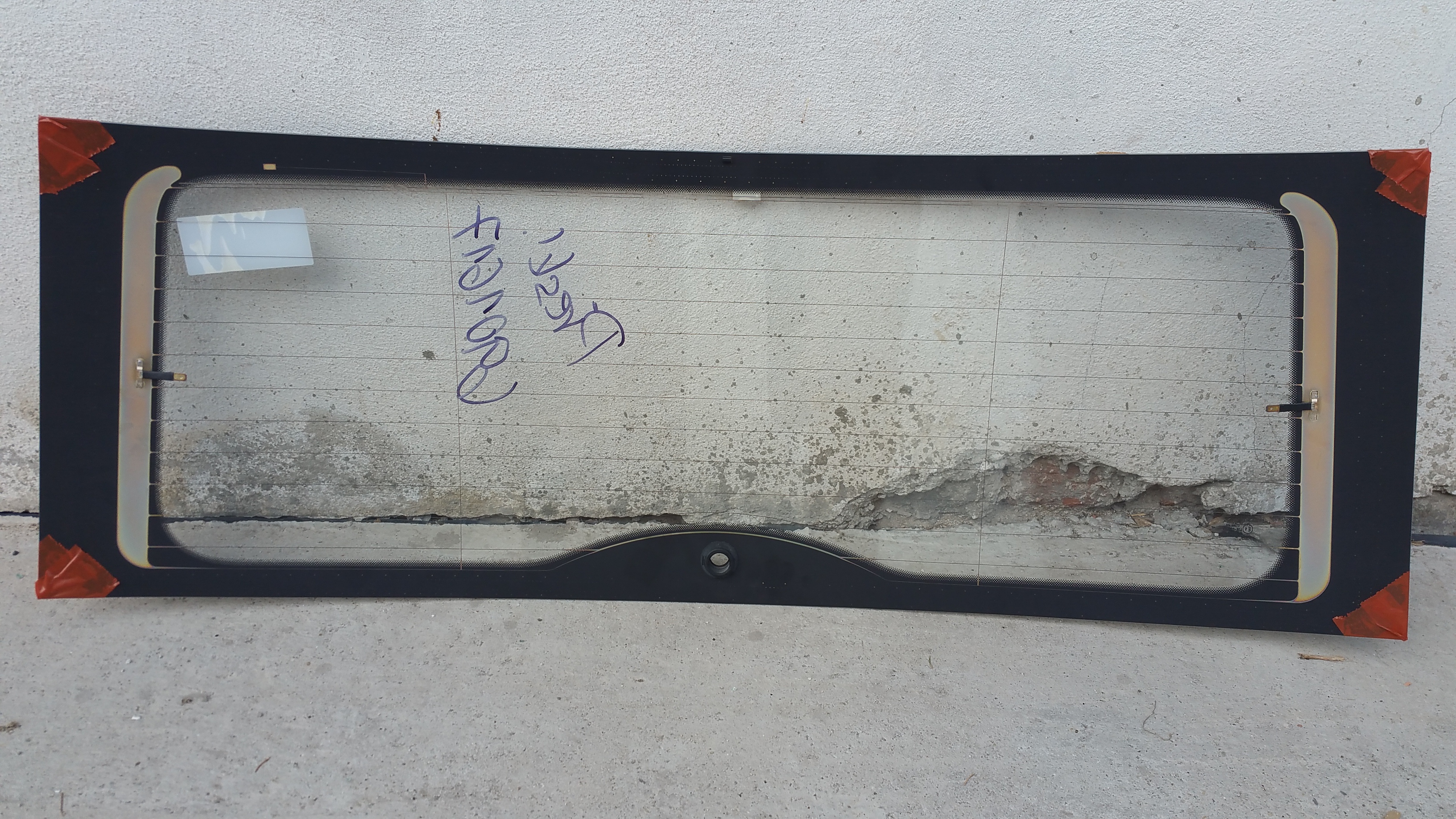 SKODA YETI B bez antény AGC