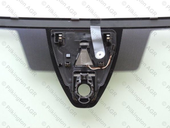 VW TOURAN II A   CIRE PILKINGTON