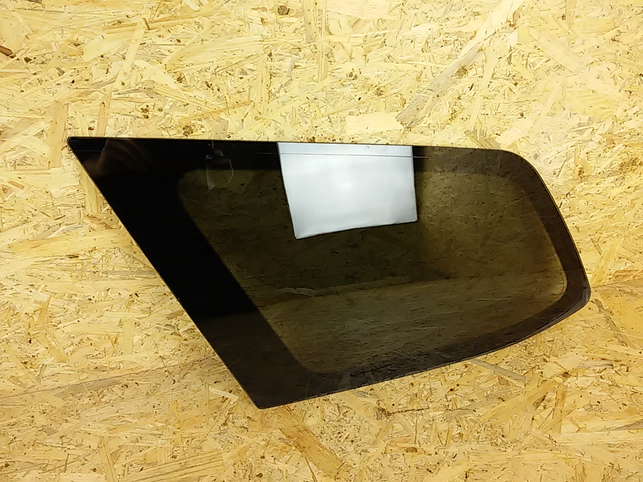 HONDA ACCORD VIII L Original Použité lišty sa montujú pôvodné